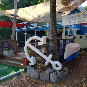 arcadia-beach-guest-house.queenslandhotels.net/
